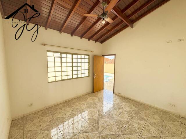 #CA27 - Casa para Venda em São Pedro - SP