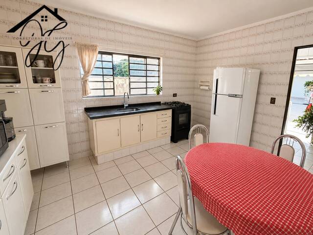 Casa para Venda em São Pedro - 5