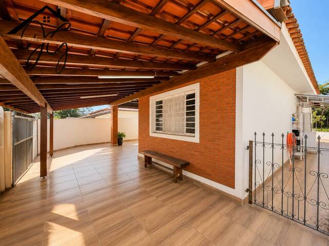 Casa para Venda em São Pedro - 3