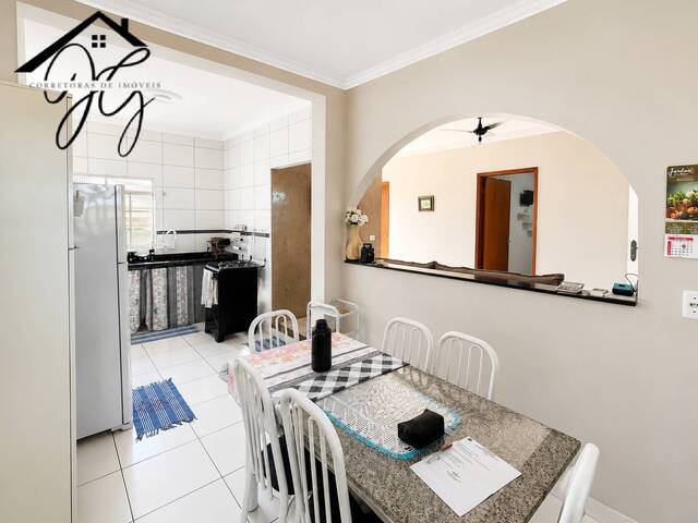 Casa para Venda em São Pedro - 5